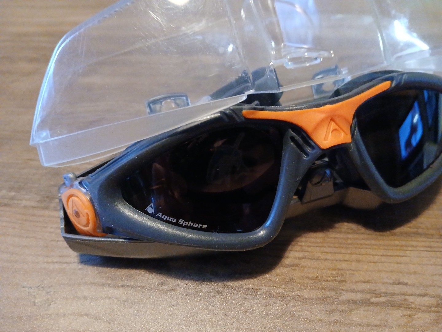Aqua Sphere Kayenne Adult Swim Goggles- Polarized Lens (Gray/Orange) New W/Case