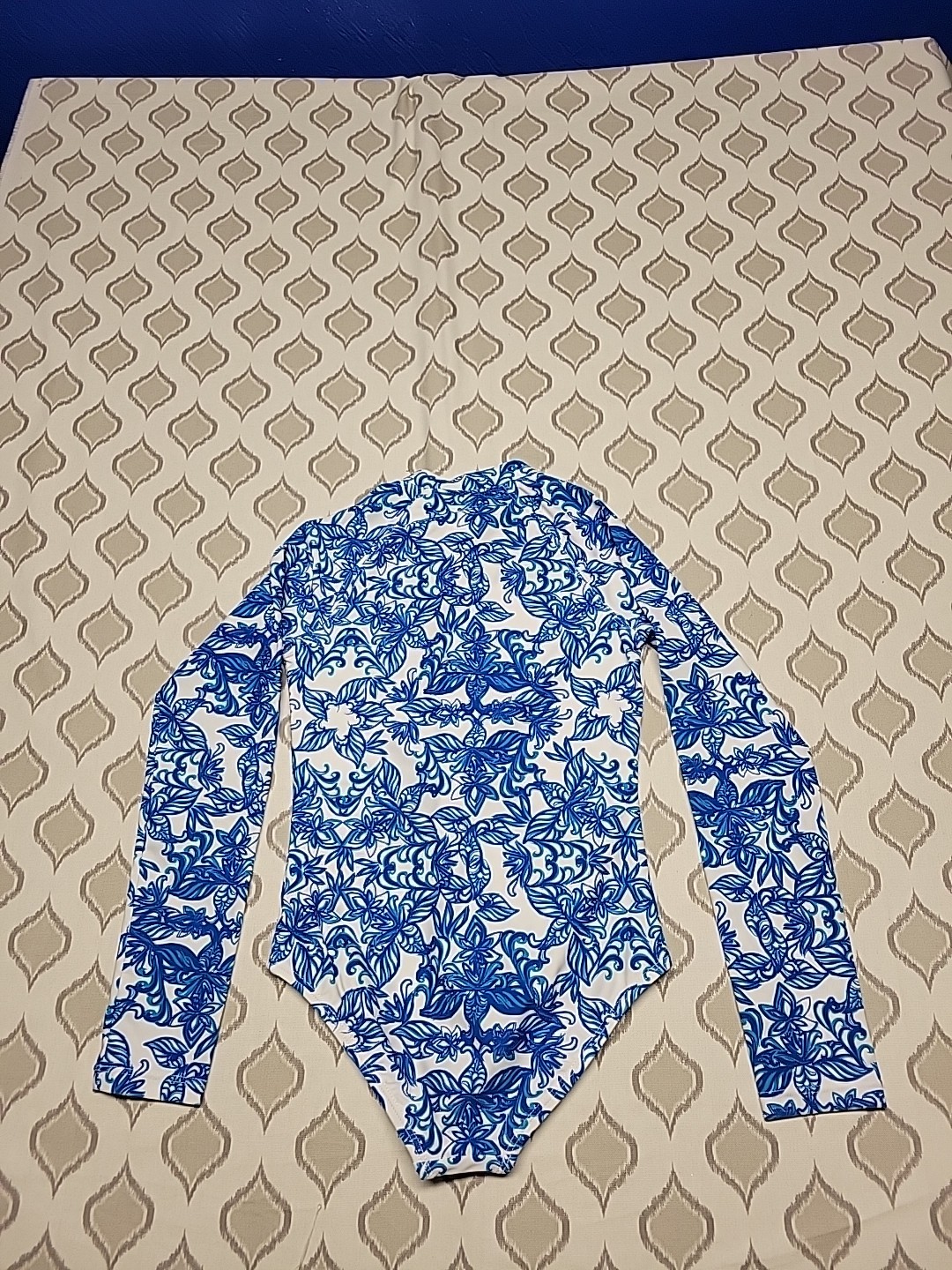 Picture 3 of 3
