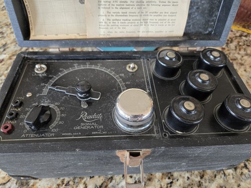 VINTAGE Readrite Signal Generator Model 554-A w/ Case Un Tested - Picture 4 of 4
