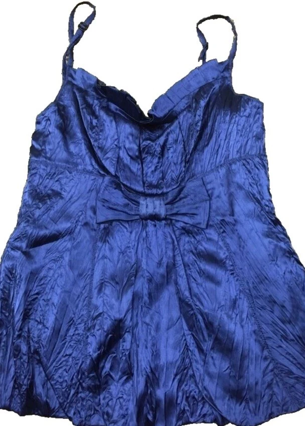 Top Marc Jacobs talla 4 azul satinado aplastado seda sin mangas con lazo Foto 2 de 4