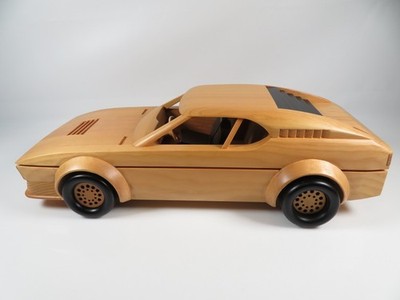 Holzmodell Wooden Car BMW M1 Nr. 005 Classic Cars 