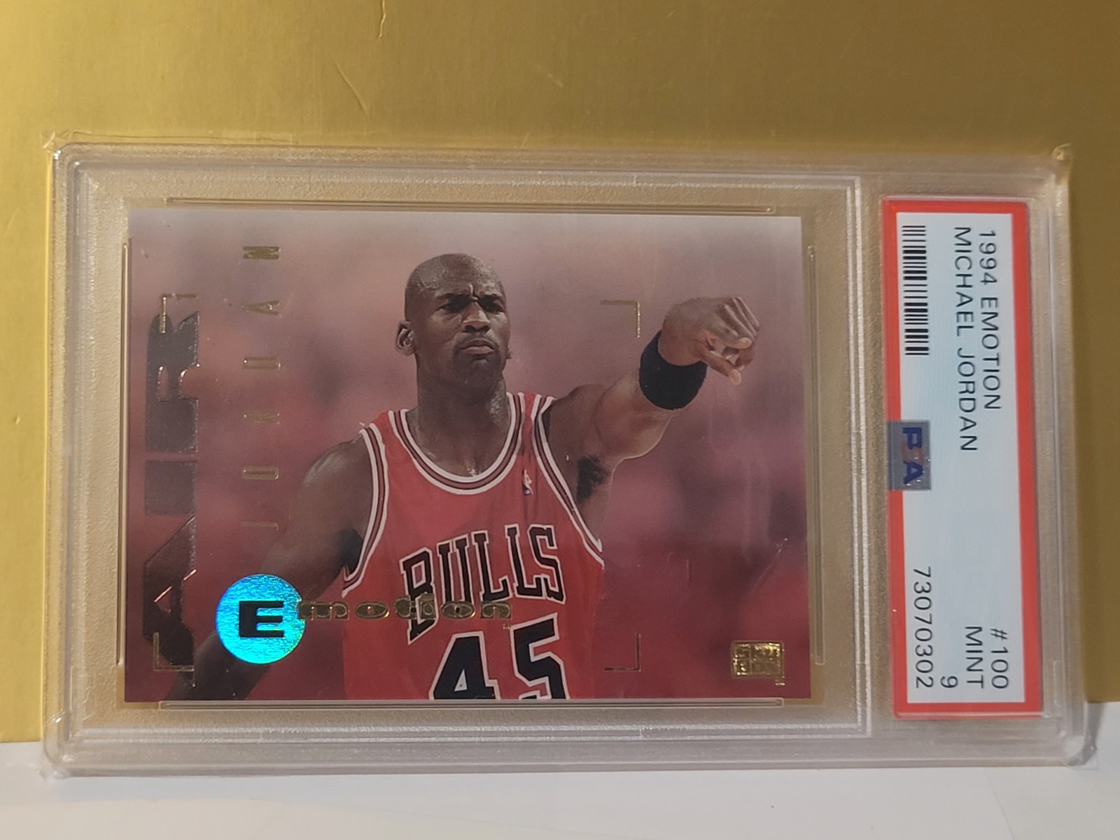 1994 MICHAEL JORDAN EMOTION #100 PSA 9 MINT CONDITION GREAT CHRISTMAS GIFT HURRY