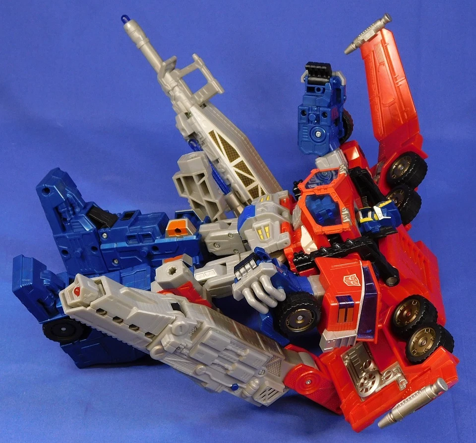 TRANSFORMERS CYBERTRON LEADER CLASS OPTIMUS PRIME 2005 HASBRO COMPLETE - Image 4 of 4