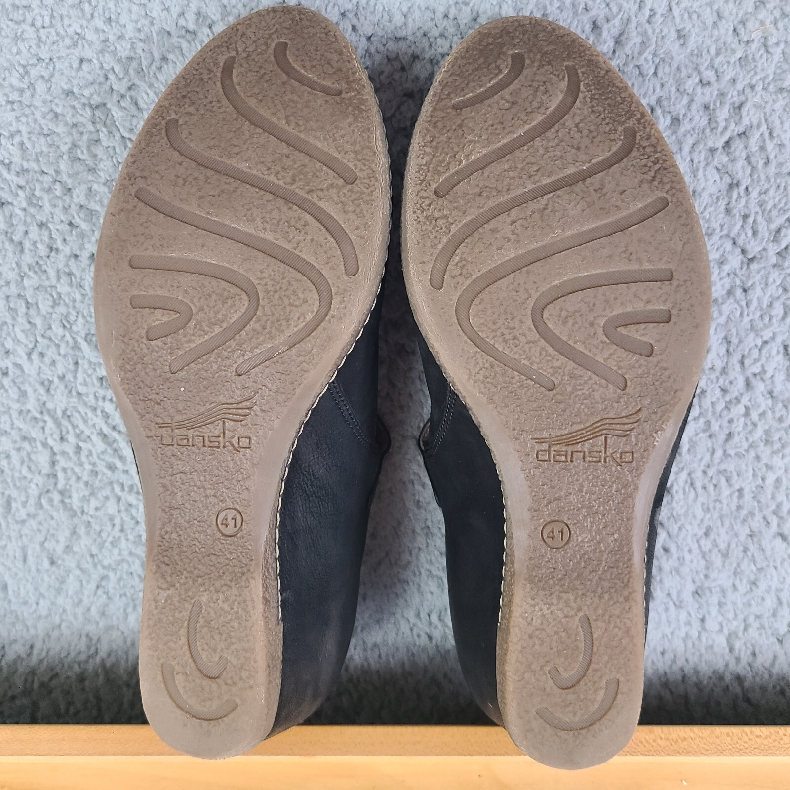 dansko loralie black