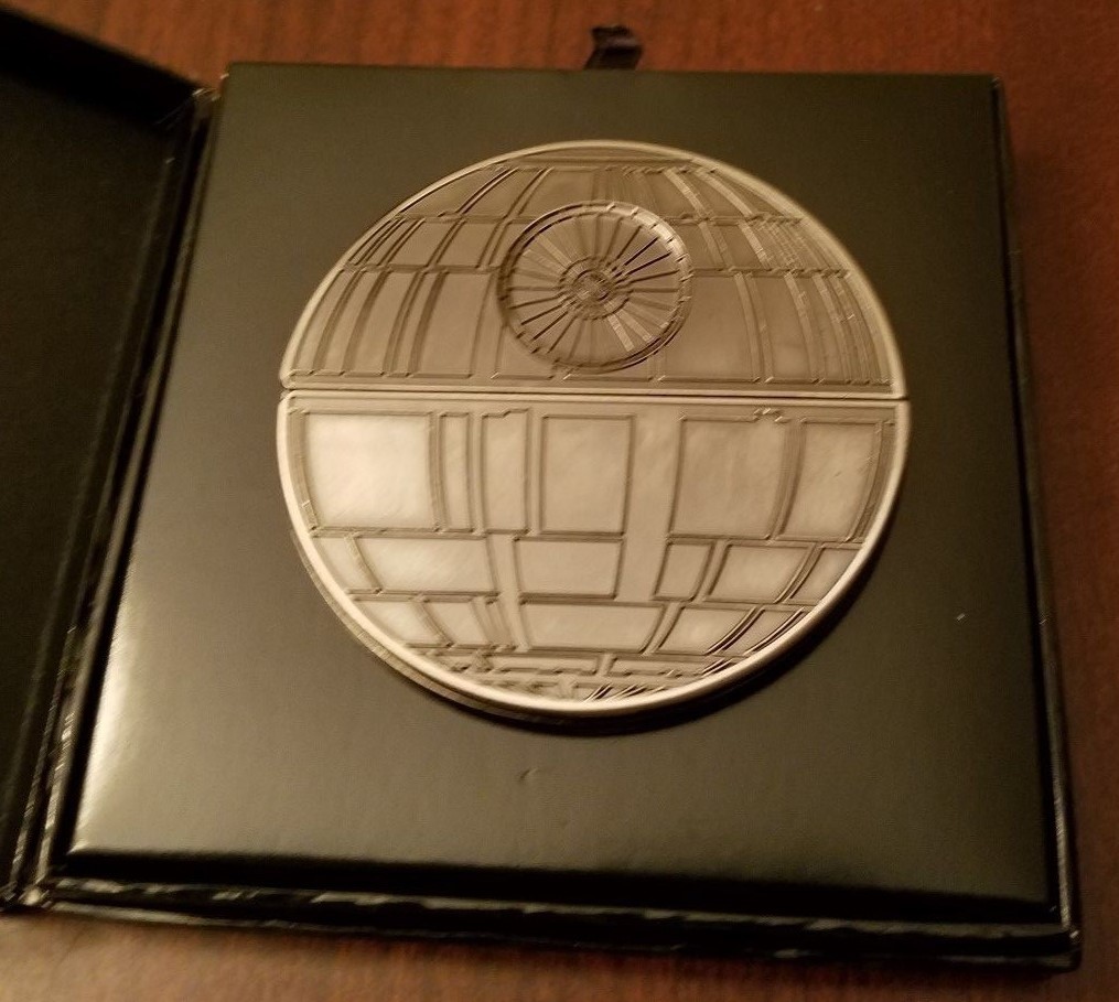 Disney Parks EXCLUSIVE: 3" Star Wars Death Star Pin LE 3000 Slides Open MIB