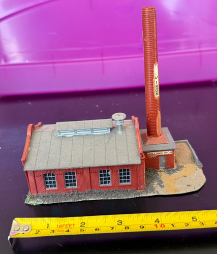 N SCALE HOLLAND IRON FACTORY - Picture 2 of 4