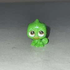 Disney Doorables Tangled Movie Glitter Version Series 1 Pascal 1" Mini Figure