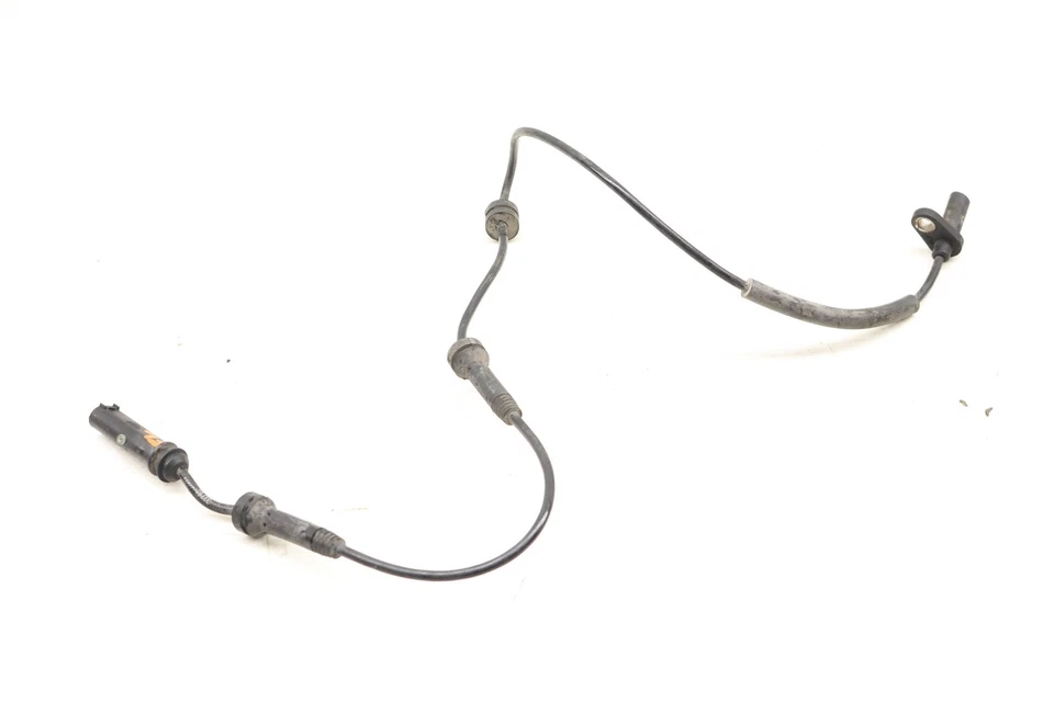 2017-2019 BMW 340I GT XDRIVE - Front ABS / Speed Sensor 6791748 - Изображение 2 из 4