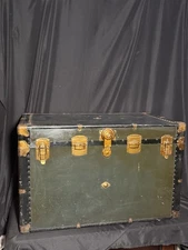 Antique Large Wooden Steamer Trunk VACATIONER Petersburg VA 33x21x23.5” W/ Key