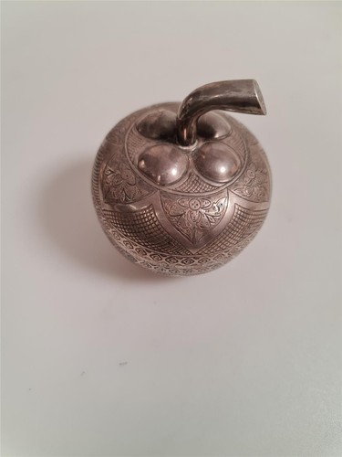 ANTIQUE MIDDLE EASTERN SILVER LIDDED DISH ENGRAVED CONTAINER - Picture 7 of 7