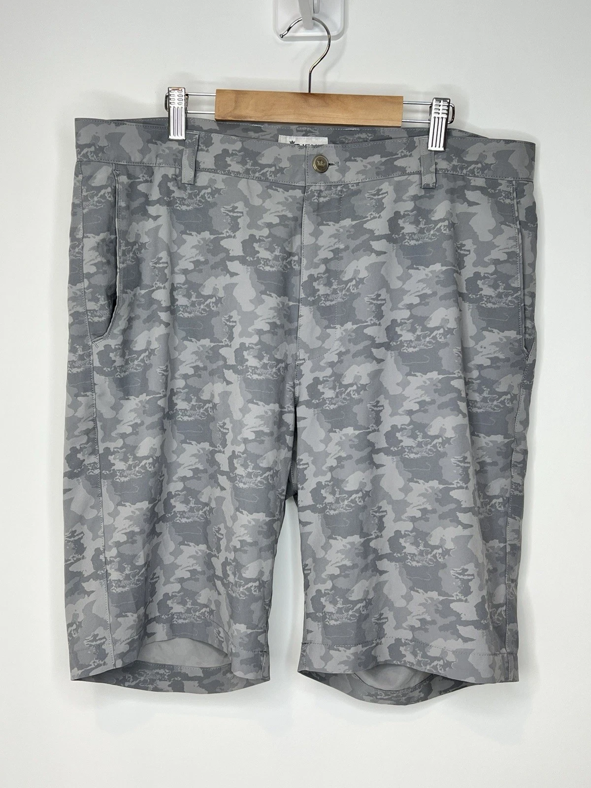 Peter Millar Shorts Mens 35 Gray Camo Shackleford Performance Stretch Golf Chino