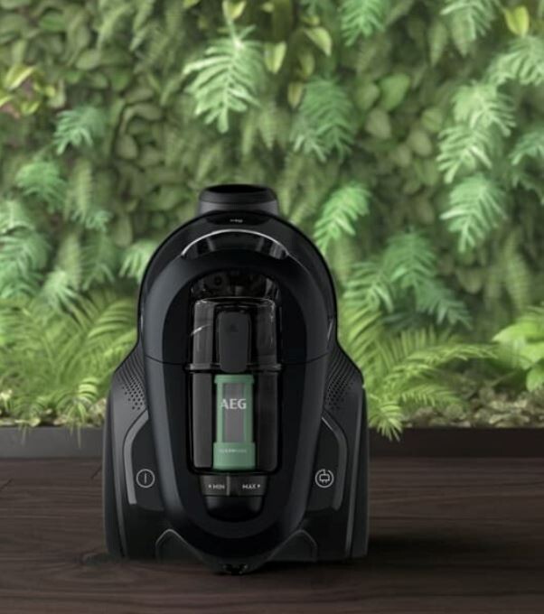 Brand New! AEG 6000 BAGLESS CYLINDER VACUUM CLEANER AL61C2ECO *Free Delivery* eBay