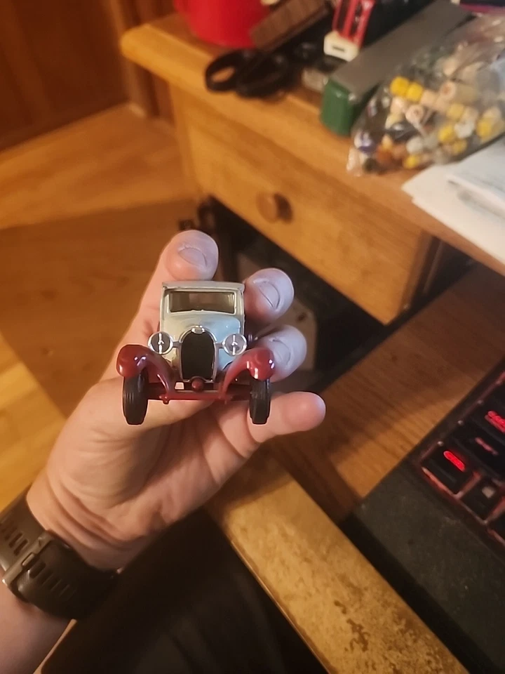 MATCHBOX-MODELS OF YESTERYEAR-Y-24 1927 BUGATTI Type 44 Rare RED / GRAY 1983 - Image 3 of 4