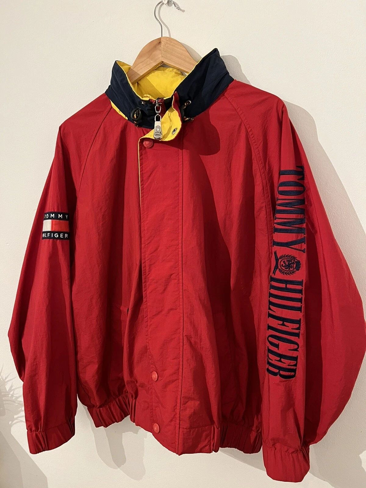 Stunning Tommy Hilfiger Light Jacket