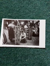 El11 Ephemera reprint picture ww1 women at work making wooden crates 