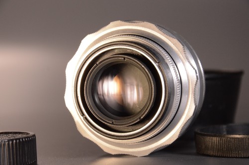 Helios 44 Silver KMZ 58mm F/2 8 blades 0264255 - Picture 8 of 24