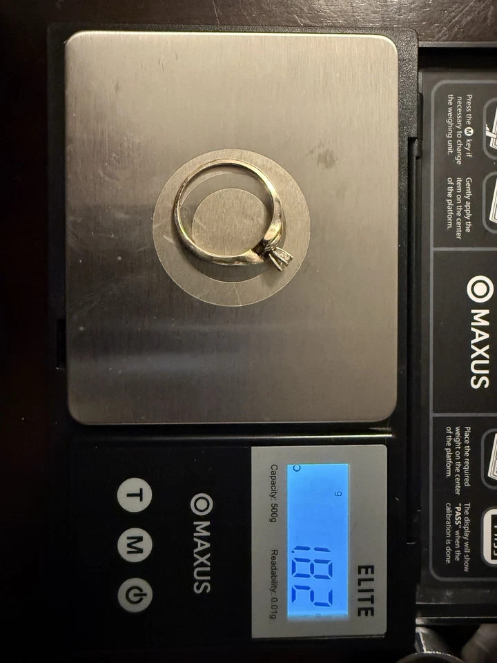 10k Yellow Gold Diamond Ring Solitaire  - Image 2 of 4