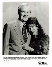 8x10 Press Photo - Loretta Lynn & Ralph Emery - Country Music