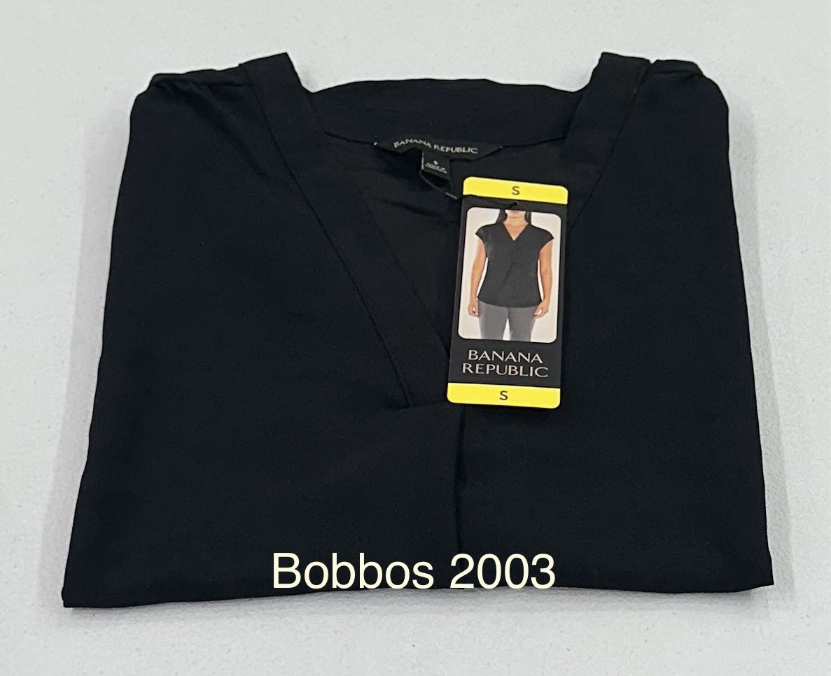 Banana Republic Women's Short Sleeve V-Neck Blouse, Black, Size S