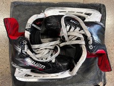 Intermediate Bauer Vapor X4 Hockey Skates  Size 4 Fit 1