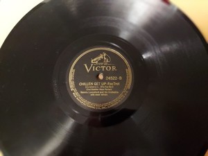 Later 30s Victor Jazz 78/Jimmie Lunceford and his Orchestra..