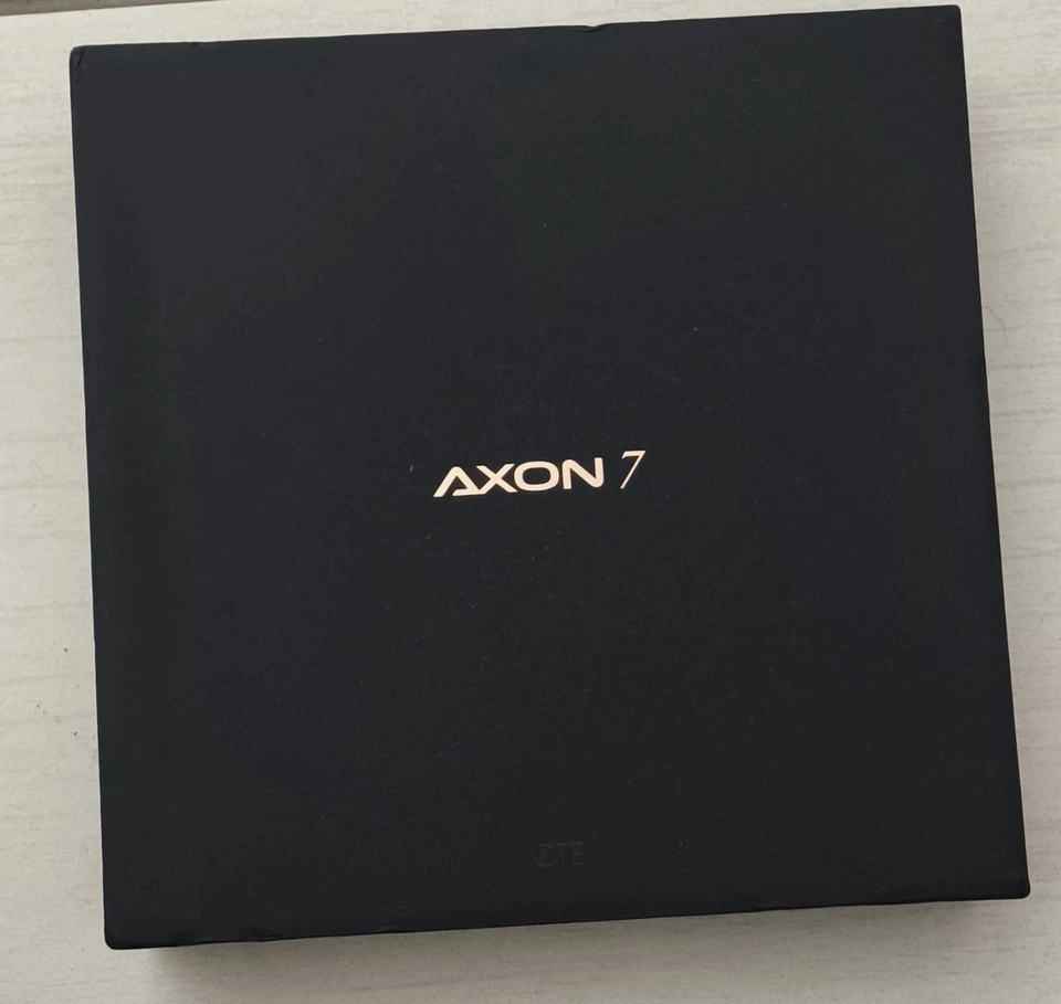 Smartphone ZTE Axon 7 Snapdragon 820 Cellulare 4g Micro Sd - Immagine 2 di 4