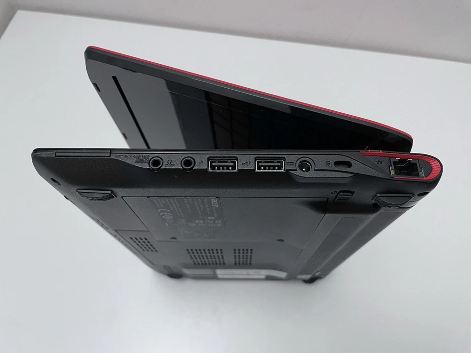 computer portatile usato acer ferrari one 200 - Immagine 3 di 4