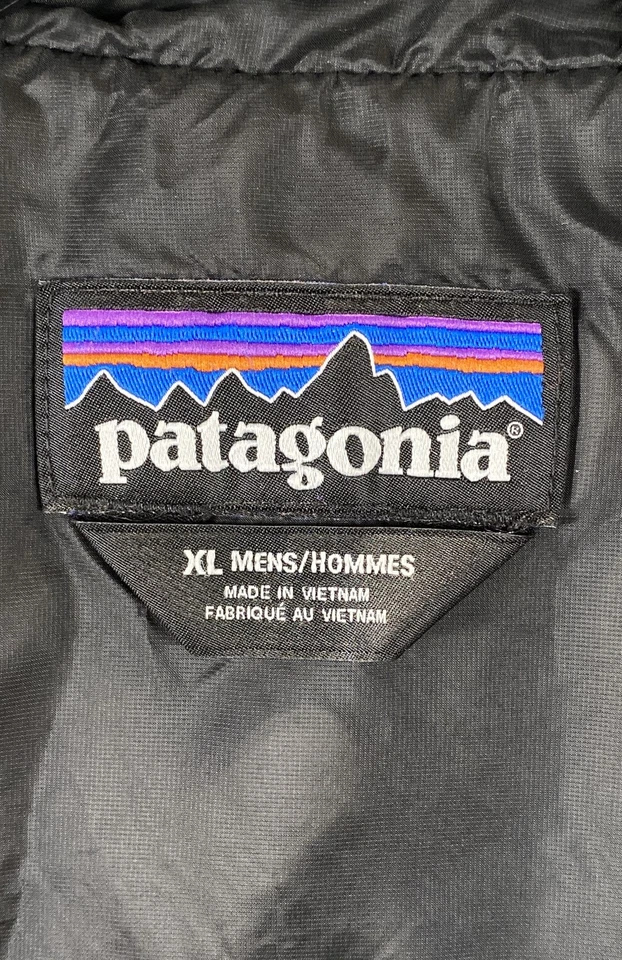 Patagonia Men's Black Nano Puff Quilted Full Zip Jacket Size XL - Image 3 of 4