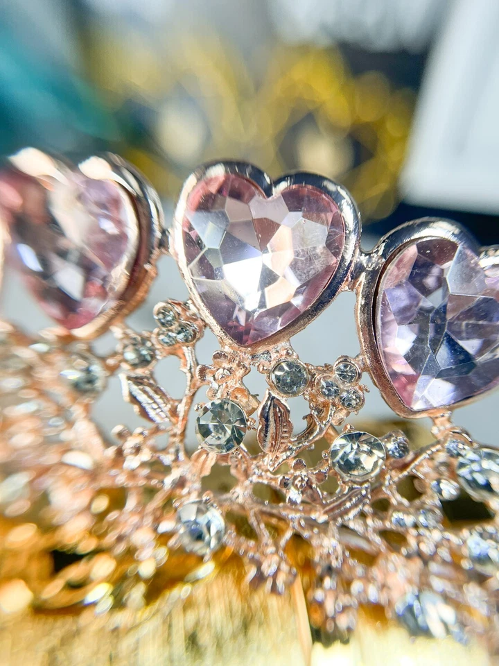 Tiara Reina de Corazón, Corona Corazón Rosa, Diadema de Hadas, Tocado de Quinceañera Foto 3 de 4