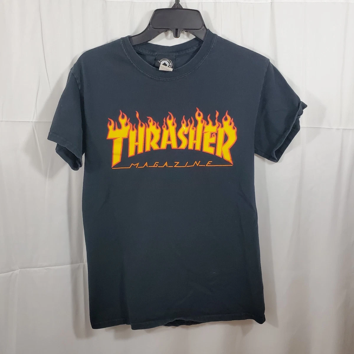 Thrasher Magazine Black Orange Flame T Shirt Men s Size Small Skateboard