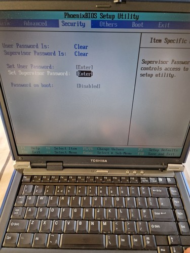 Toshiba Satellite A30-514 Pentium 4 Vtg Laptop - Picture 4 of 24