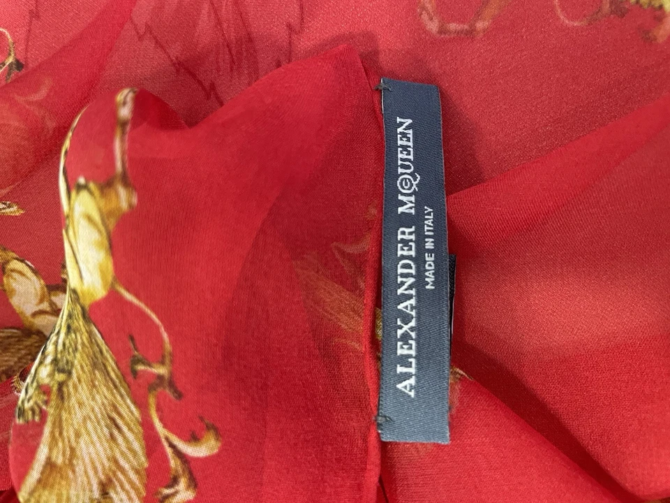 Alexander McQueen Bufanda de Gasa de Seda Rojo Dorado Estampado de Gallo Hecho en Italia Raro #A65 Foto 4 de 4