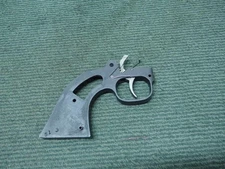 HIGH STANDARD - DOUBLE NINE  - W-104 - .22 - TRIGGER GUARD & TRIGGER PARTS