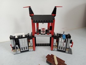 LEGO NINJAGO: Kryptarium Prison Breakout (70591) No Minifigures 