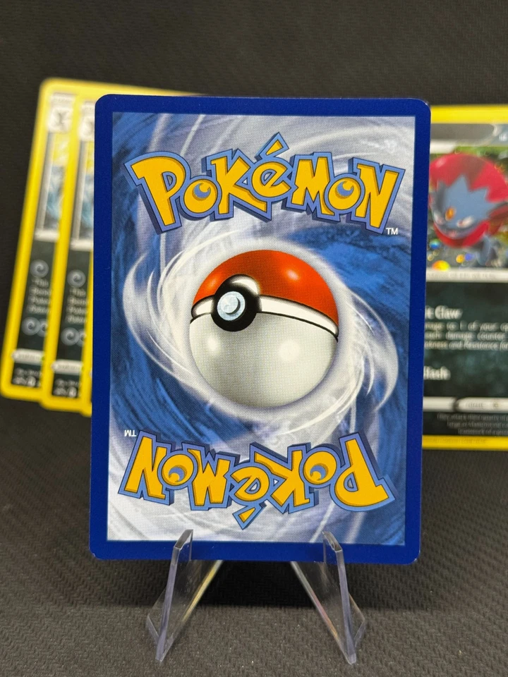 Weavile - SWSH246 - Pokemon Sword & Shield Promo Ultra Rare Holo Card NM - Image 2 of 2