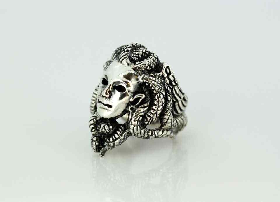一点物　vintage silver ring skull medusa 16号 Circa 1970s Vintage Sterling Silver Men's Ring In The Shape