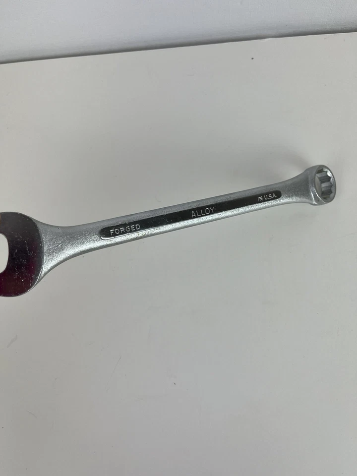 S-K TOOLS USA C-26, 13/16" COMBINATION WRENCH, 12-POINT, 9.75" LONG. - Image 2 of 4