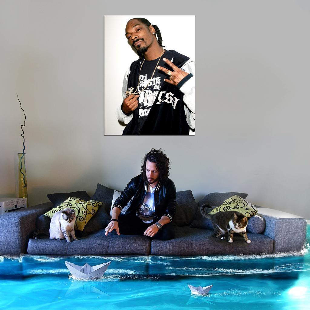 V4776 Snoop Dogg Gold Chain Revolver Rap Hip Hop Singer Decor WALL