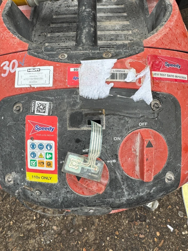 ⭐ HILTI VC 40 -UM 110V WET & DRY VACUUM CLEANER INDUSTRIAL  GWO FREE POST 2230 ⭐ - Image 3 of 4