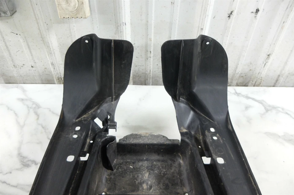 20 Honda NPS 50 NPS50 Ruckus Scooter bottom foot rest floor board panel tray — 第 2/4 张图片