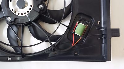 Genuine Vauxhall Insignia a Petrol Radiator Cooling Fan & Cowling 