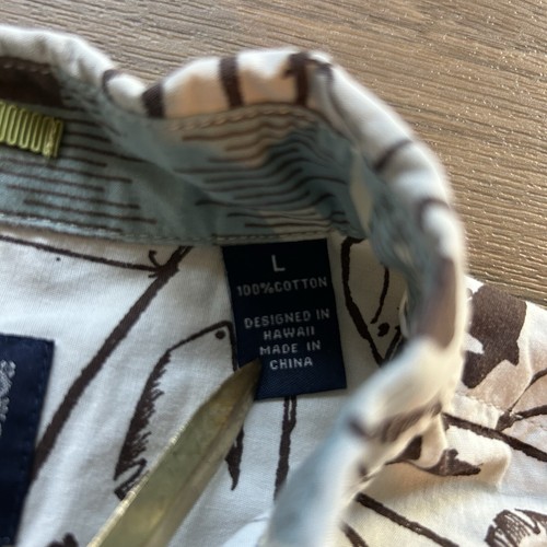 Reyn Spooner Size Large Hawaiian Casual Button-Down Fishing Fish All Over - Picture 5 of 10