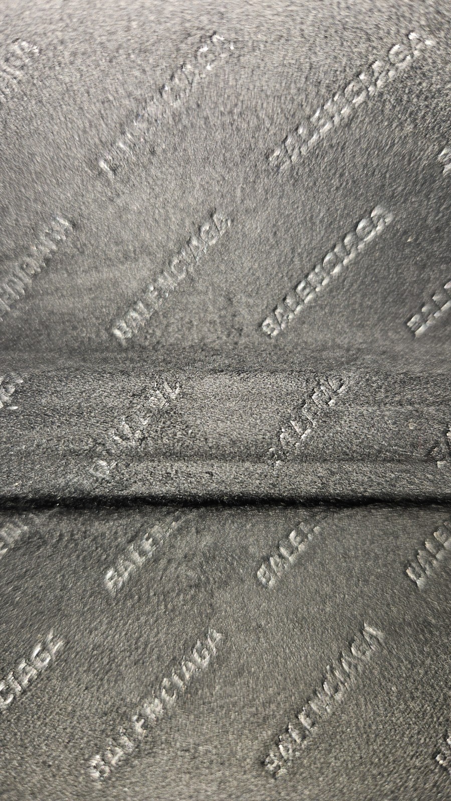 Brand New Medium Balenciaga Hard Clamshell Glasses Case With Extras thumbnail 8