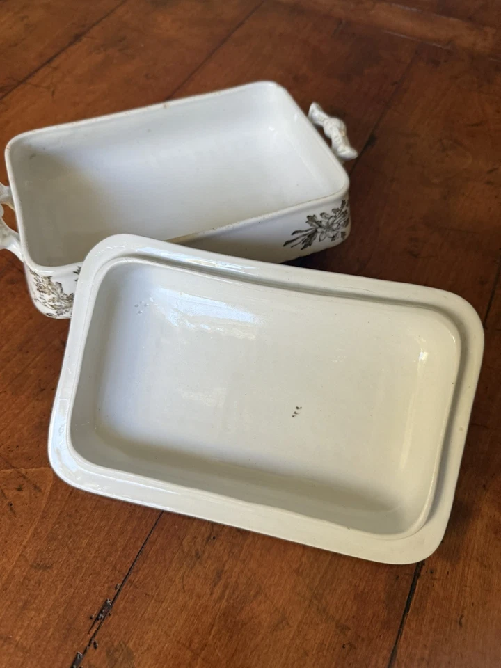 Antique T. Furnival and Sons Aesthetic Period Brown Transferware Tureen with lid - Image 4 of 4