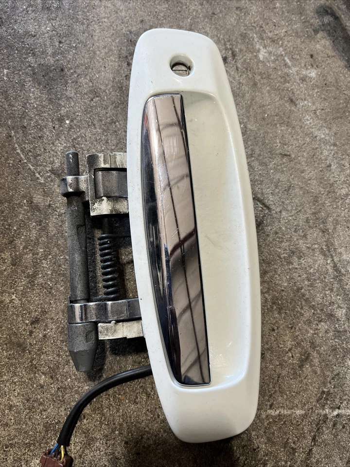 Infiniti G35 2005 06 sedán lado izquierdo ext. MONTAJE MANIJA PUERTA A1072 Foto 3 de 4