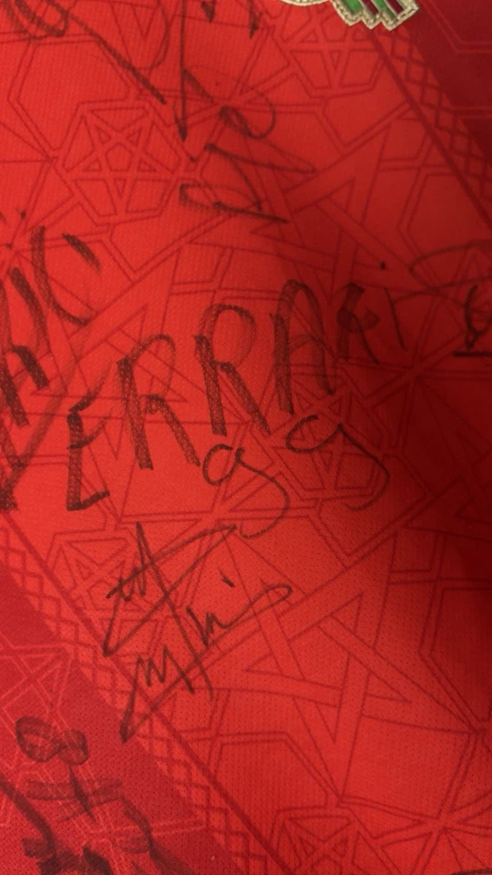 maillot maroc Signé Par Piqué Et Joueurs Du Maroc - Photo 4/4