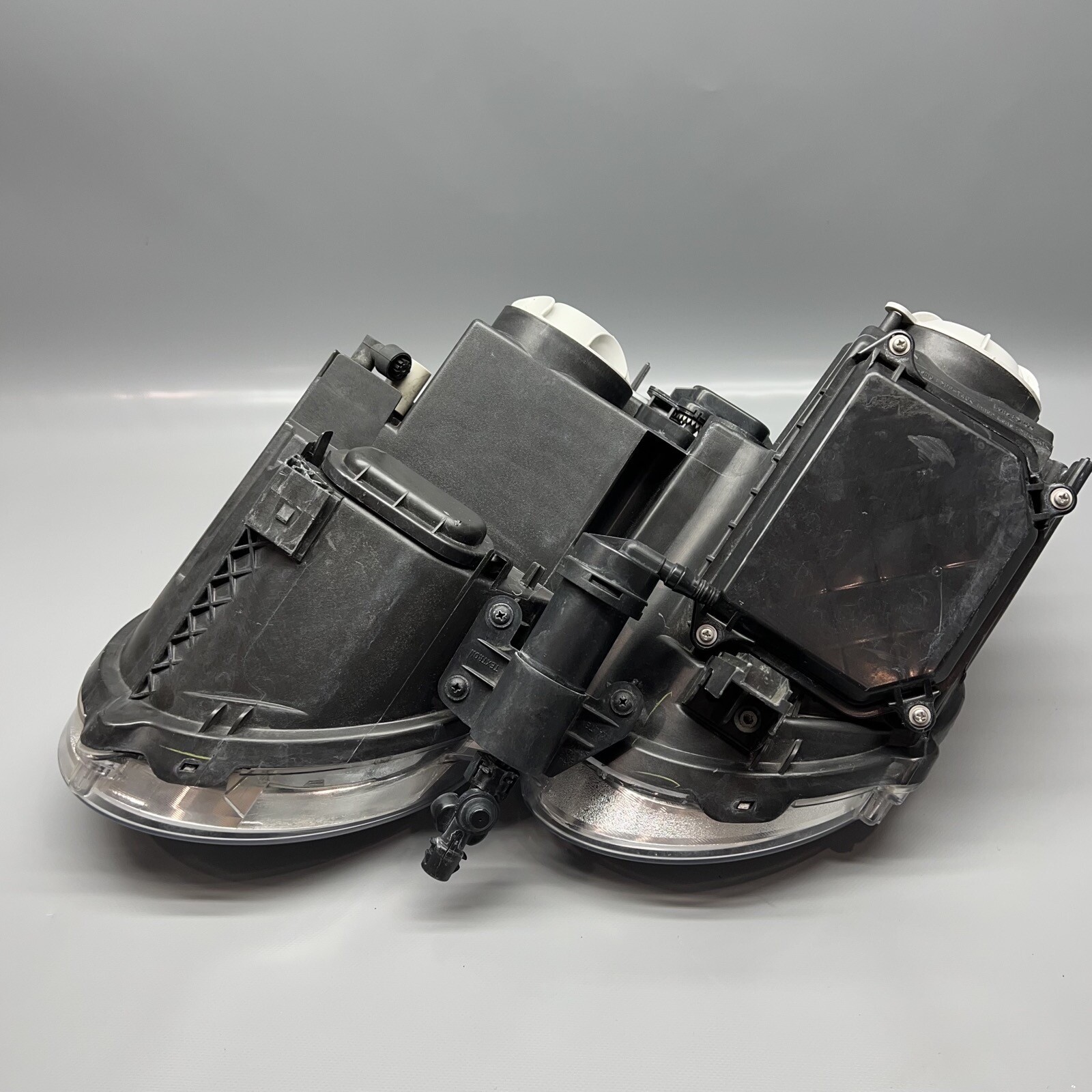 BENTLEY GT GTC HEADLIGHT RIGHT PASSENGER 2004 05 06 07 08 09 10 2011 XENON OEM 