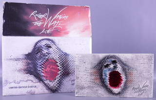 Roger Waters The Wall Live Limited Edition Pink Floyd Concert Statue Brick Proof
