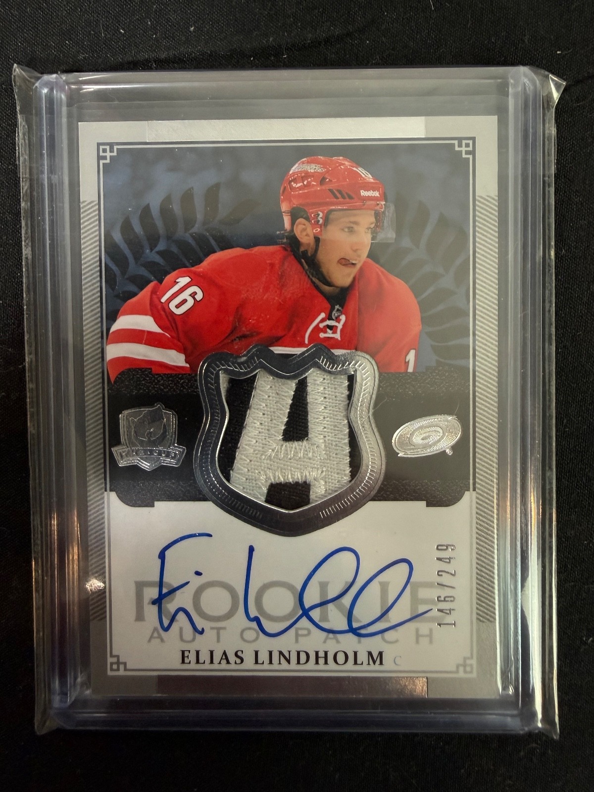2013-14 Upper Deck The Cup - Rookie Auto Patch Elias Lindholm #178 /249