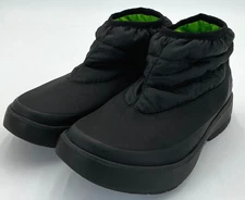 OOFOS Oomg Women's Size 9 Black Booties